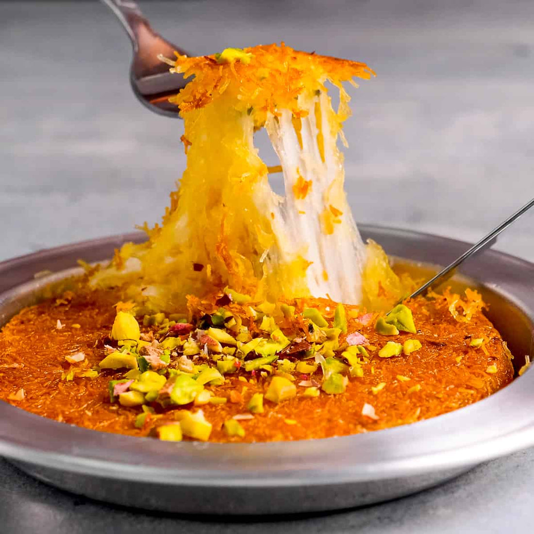 Khenefe Kunafah Tray – Golden Roastery